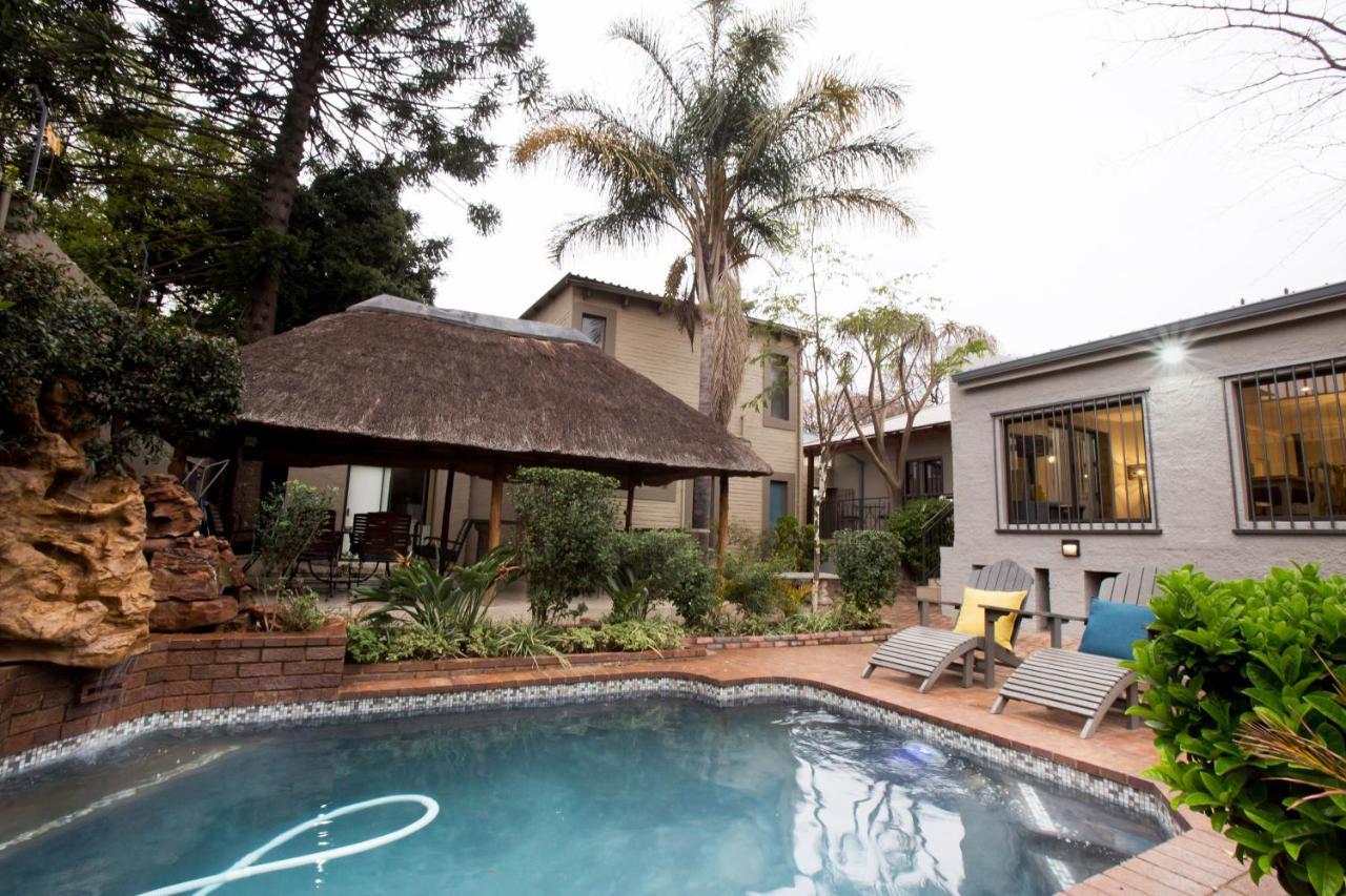 Melville Gap Guesthouse โจฮันเนสเบิร์ก ภายนอก รูปภาพ