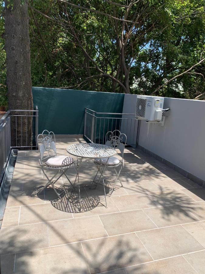 Melville Gap Guesthouse โจฮันเนสเบิร์ก ภายนอก รูปภาพ