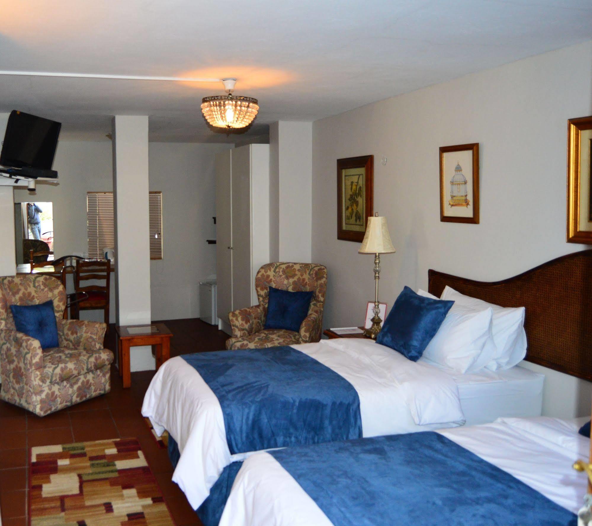 Melville Gap Guesthouse โจฮันเนสเบิร์ก ภายนอก รูปภาพ